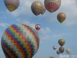 Diwanti-wanti Menhub, Ini Bahayanya Terbangkan Balon Udara