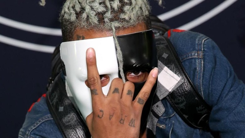 Firasat Kematian Rapper XXXTentacion Terungkap di Live Instagram Firasat Kematian Rapper XXXTentacion Terungkap di Live Instagram