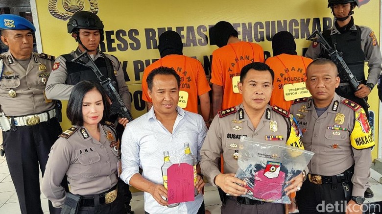 Pacar Dibayar Setengah Harga, AW Ngamuk Lalu Dikeroyok Hingga Tewas Pacar Dibayar Setengah Harga, AW Ngamuk Lalu Dikeroyok Hingga Tewas