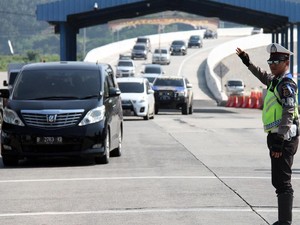 Arus Balik, Antrean Kendaraan 2 Km Terjadi di Pintu Masuk Pelabuhan Bakauheni