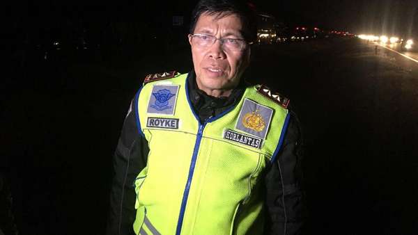 Polisi Berlakukan One Way di Tol Cipali Arah Jakarta Polisi Berlakukan One Way di Tol Cipali Arah Jakarta