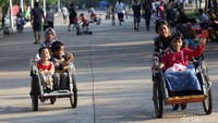 Taman Waduk Pluit merupakan alternatif bagi warga Ibukota untuk mengisi waktu luang terlebih di saat libur Lebaran seperti saat ini.