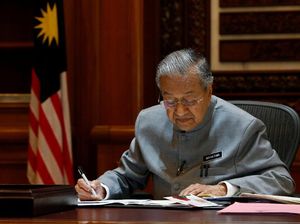 Mahathir: Saya Yakin China Tak Ingin Malaysia Bangkrut