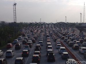 Diperpanjang, One Way Kini dari Tol Brebes sampai Cawang