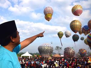 Menhub Minta Tradisi Terbangkan Balon Udara Saat Lebaran Dihentikan