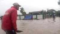 Dilansir dari Anadolu Agency, Selasa (19/6/2018), Myanmar diguyur hujan deras dalam beberapa minggu terakhir. Tak hanya banjir, tanah longsor dilaporkan terjadi di sejumlah area. (Foto: Dok. Khan Ti/Myanmar Times)