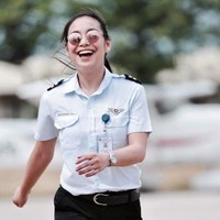Ini Shanika Silvero, pilot wanita yang mencuri atensi karena parasnya yang jelita. Foto: istimewa