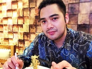 Gaya Makan Guillermo Ochoa dan Prananda Paloh yang Mencuri Perhatian