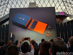 Suasana Peluncuran Oppo Find X di Paris