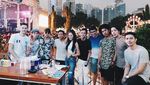 Mengintip Pose Keren Jefri Nichol Ketika Sedang Menikmati Makanan