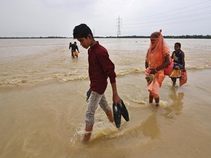 Banjir di India-Bangladesh Tewaskan Puluhan Orang