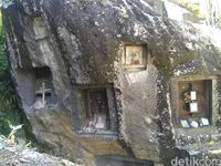 Indahnya Negeri di Atas Awan Tana Toraja