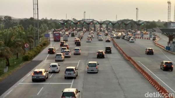 Cipali One Way Lagi, Pengelola Tol Akui Diprotes Pemudik Cipali One Way Lagi, Pengelola Tol Akui Diprotes Pemudik