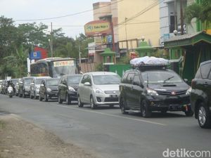 Arus Dua Arah Padat, One Way Jalur Ajibarang-Pejagan Dibatalkan