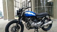 Pemilihan warna dipilih sesuai STNK agar lebih rapi dan tetap tertib dan aman berlalulintas. Pada tangki motor terdapat motif “kilat”, sesuai dengan arti Inazuma dalam Bahasa Jepang. Foto: Handoko N Soetrisno