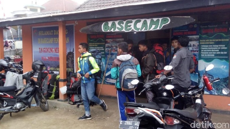 Libur Lebaran, Pendakian Gunung Merbabu Mulai Ramai Libur Lebaran, Pendakian Gunung Merbabu Mulai Ramai