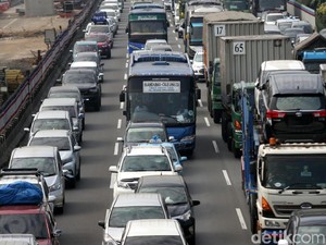Mobil Overheat Saat Pulang Libur Natal? Jangan Panik