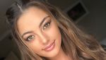 Cantiknya Demi-Leigh Nel-Peters yang Bikin Meleleh