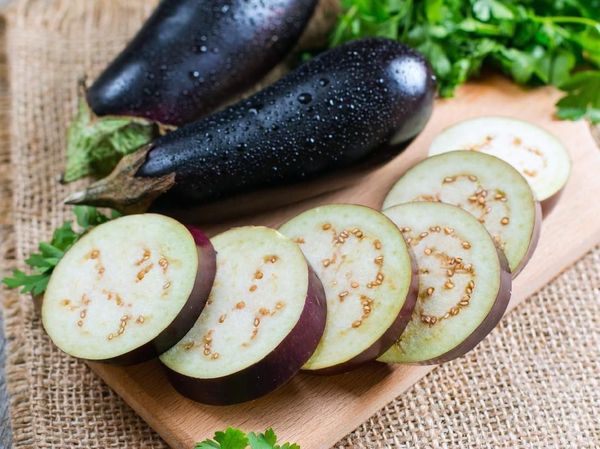 Jangan Terkecoh! 12 Sayuran Ini Sebenarnya Adalah Buah