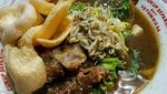 10 Racikan Tahu Campur Surabaya Ini Cocok Buat Makan Siang