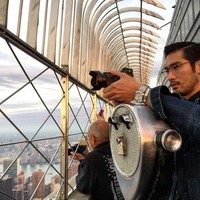 Kepergian Godfrey membuat para penggemar dan industri hiburan di Taiwan dan China berduka. Tak hanya tampan, pria tersebut dikenal sebagai aktor dan model yang rendah hati. Foto: Instagram @godfreygao