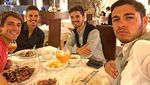 Striker Prancis, Antoine Griezmann Sering Makan Bareng Teman dan Keluarga