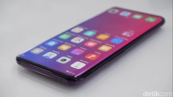 Meski menanggalkan sensor sidik jari, Oppo menggantikannya dengan pemindaian wajah 3D. Oppo mengklaimnya lebih akurat. Foto: Adi Fida Rahman/detikinet