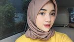 Liburannya Diandra Marsha, Keponakan Maia Estianty yang Baru Berhijab