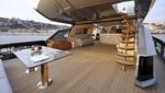 Foto: Yacht Termewah Sedunia yang Dilapis Emas 100 Ton