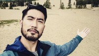 Godfrey Gao pun senang banget jalan-jalan di Kanada dan Taiwan. (godfreygao/Instagram)
