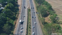 Arus lalu lintas di Tol Cikopo-Palimanan (Cipali) ramai lancar.