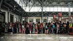 Pemudik Arus Balik Mulai Penuhi Stasiun Tanjung Priok