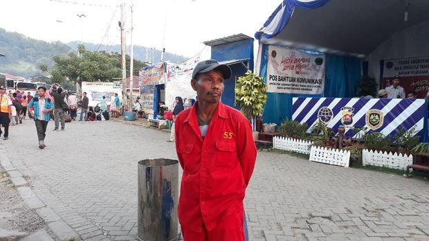 Mudik di Pelabuhan Merak Lancar, Pendapatan Porter Berkurang