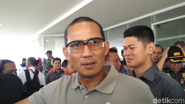 Gedung di Kawasan Sudirman Wajib Sediakan 20 Persen Lahan untuk PKL Gedung di Kawasan Sudirman Wajib Sediakan 20 Persen Lahan untuk PKL