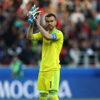 Igor Akinfeev adalah kapten tim nasional Rusia. Bermain sebagai kiper atau penjaga gawang, pemain 32 tahun ini kerap mendapat gelar kiper terbaik. (Foto: Getty Images)