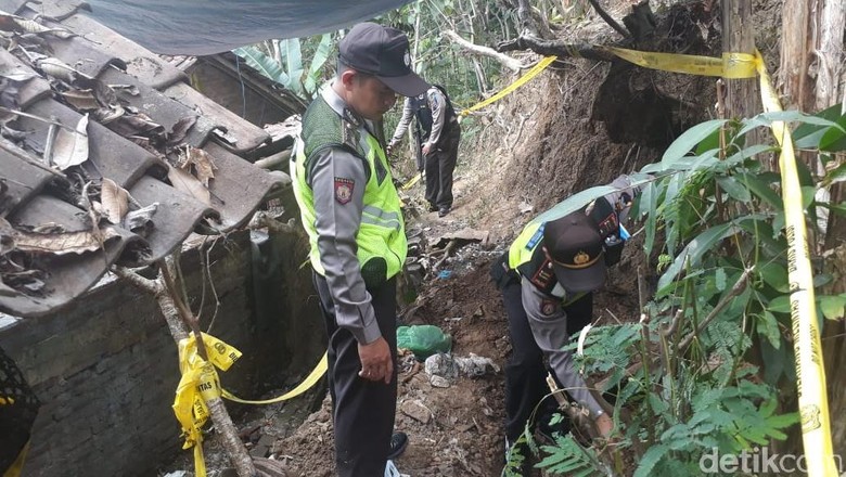 Di Lokasi Ini 20 Kantong Berisi Janin Korban Aborsi Ditemukan