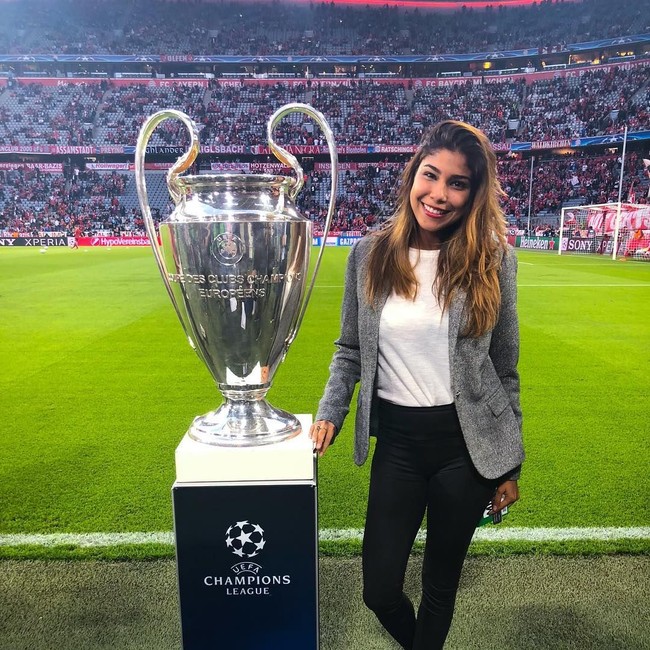 Bagi saya itu adalah insiden yang terisolasi. Selalu ada penggemar yang memujimu dan bersikap hormat. Tapi, yang satu ini terlalu jauh, kata Julieth. Foto: Instagram @juliethgonzaleztheran