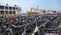 Pemudik yang datang dari Semarang ini merupakan pemudik gelombang ketiga dari program mudik gratis menggunakan kapal laut.