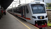 PT Railink menggelar uji coba layanan Kereta Bandara Soekarno-Hatta hingga Stasiun Bekasi.