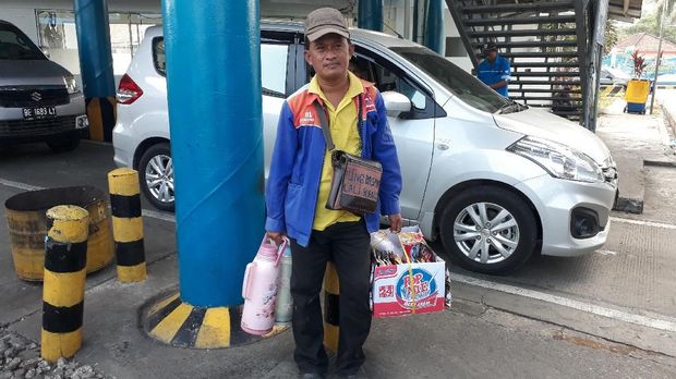 Mudik Lancar di Pelabuhan Merak, Omzet Pedagang Turun 50 Persen