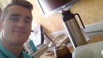 Striker Prancis, Antoine Griezmann Sering Makan Bareng Teman dan Keluarga