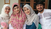 Meski Ryana kini berhijab ia tetap menjalankan aktivitasya. Foto: Dok. Instagram/ryana_dea