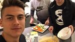 Si Tampan Paulo Dybala dari Argentina Hobi Makan Bareng Teman & Keluarga
