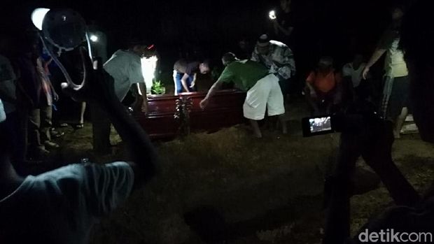 Fahriyanti Korban Kapal Tenggelam ke Danau Toba untuk Wisata