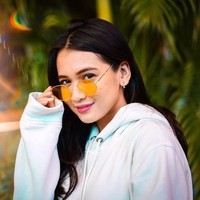 Dhea Annisa adalah seorang mantan artis cilik yang dikenal dengan nama Dhea Imut Foto: Instagram/deaaannisa