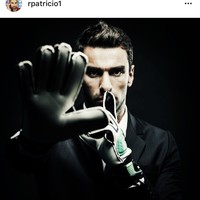 Rui Patricio pernah menikah dengan wanita bernama Joana Pereira. Keduanya naik pelaminan pada Juni 2011, namun bercerai satu bulan kemudian. Foto: Instagram