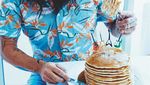 Begini Keceriaan Dave Grohl Saat Makan Pancake hingga Ngopi