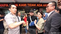 Polres Metro Jakarta Selatan menerima laporan Ronny Kosasih Yuliarto yang melaporkan anggota DPR Herman Hery terkait dugaan penganiayaan.