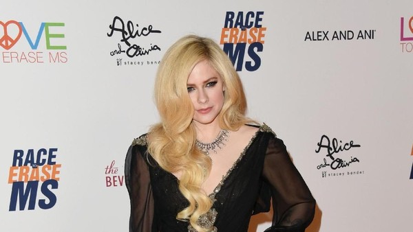 Avril Lavigne bilan porno film