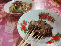 Uniknya Mie Ongklong Khas Wonosobo yang Berkuah Kental 